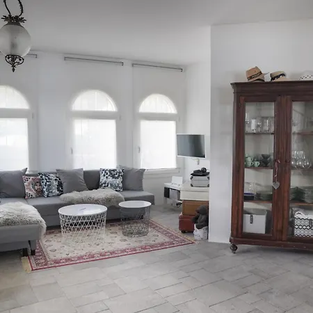 Seaside 3 Bedroom With 2 Terrace And Private Parking - Porta Azzurro * Termini Imerese