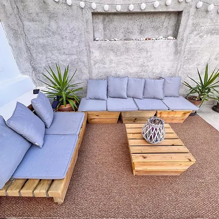 Seaside 3 Bedroom With 2 Terrace And Private Parking - Porta Azzurro * Termini Imerese