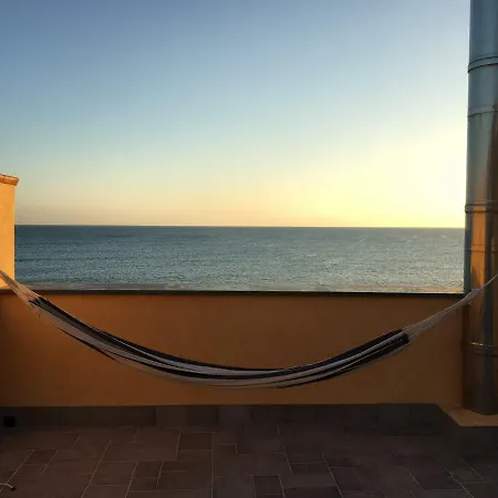 Seaside 3 Bedroom With 2 Terrace And Private Parking - Porta Azzurro