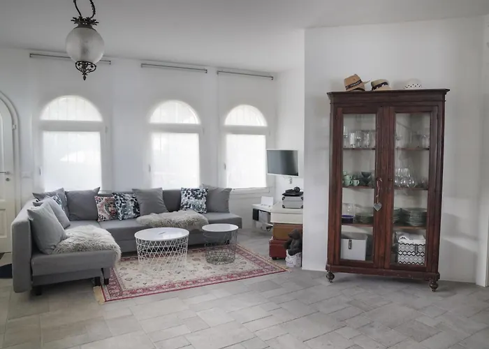 Seaside 3 Bedroom With 2 Terrace And Private Parking - Porta Azzurro * Termini Imerese