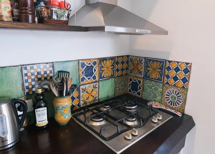 Seaside 3 Bedroom With 2 Terrace And Private Parking - Porta Azzurro Willa
